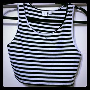 BP black and white crop top